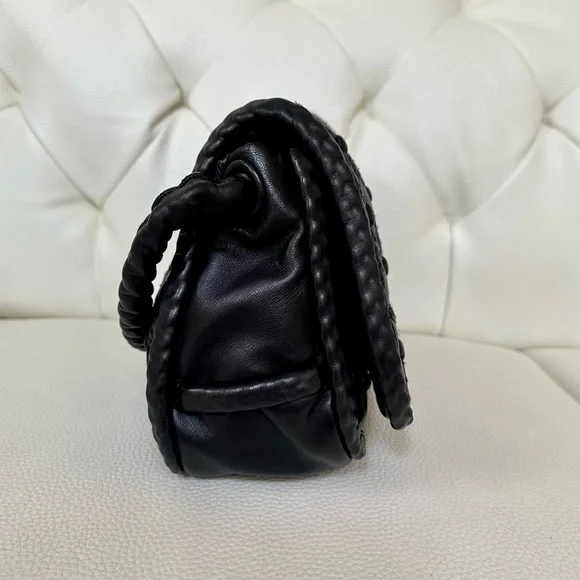 Chanel handbag - Picture 3 of 10